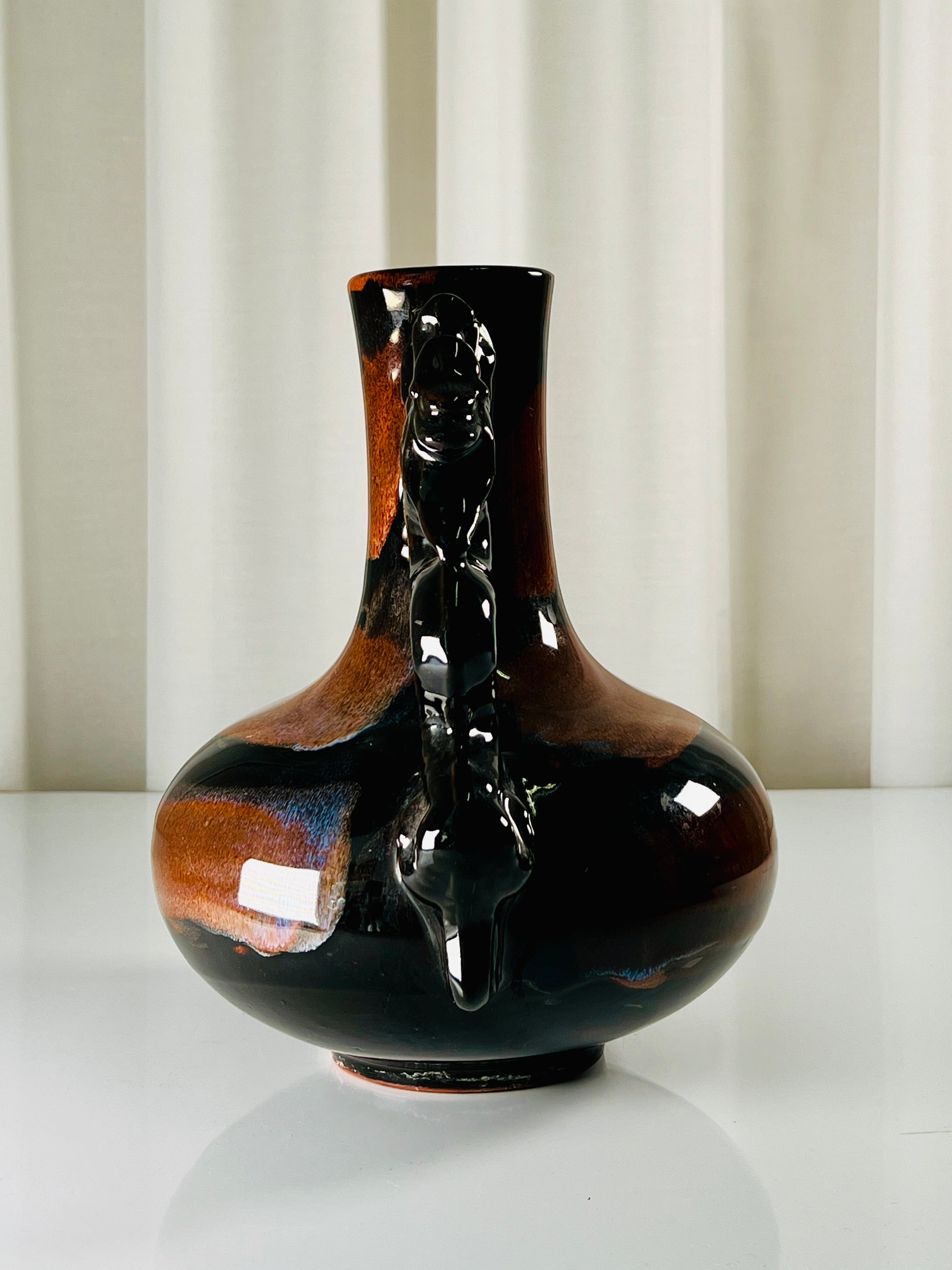 Jizhou Ware Yuhuchun Vase